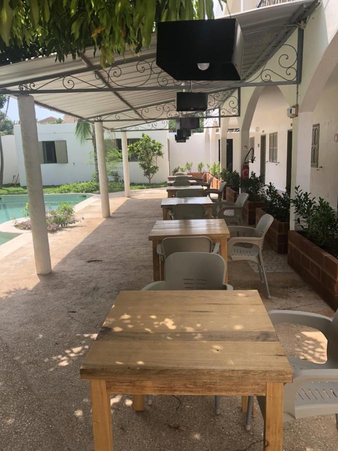 Le Hbr De Saly Hotel Kültér fotó